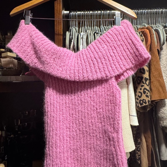 SOLD Reformation Pink Off-Shoulder Sweater - Picture 2 of 3
